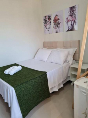 Kitnet404 central, com tv smart,linda vista para janela